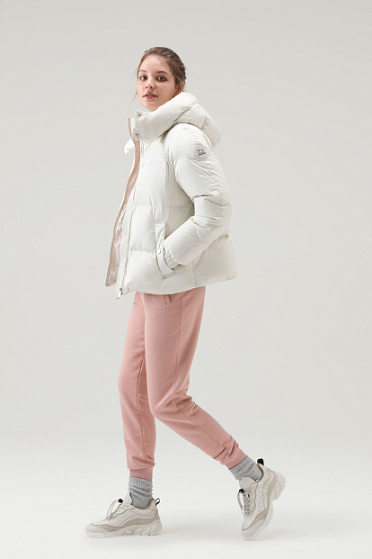 Брюки Woolrich Logo Fleece Sweatpant ПЫЛЬНО-РОЗОВЫЙ Брюки Woolrich Logo Fleece Sweatpant ПЫЛЬНО-РОЗОВЫЙ