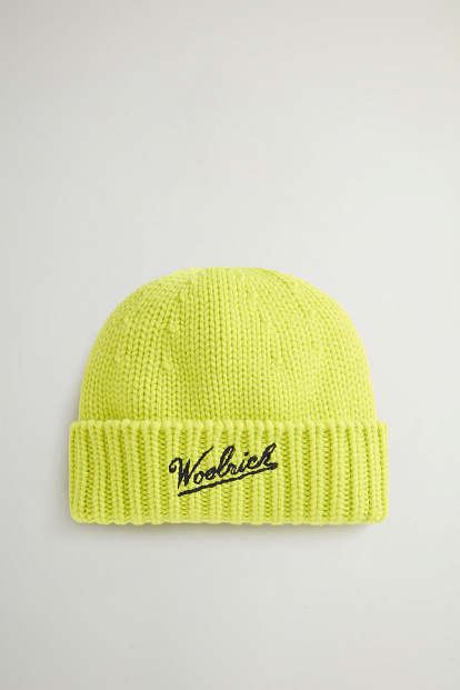 Шапка Woolrich Merino Wool Logo Beanie ЛАЙМОВЫЙ Шапка Woolrich Merino Wool Logo Beanie ЛАЙМОВЫЙ