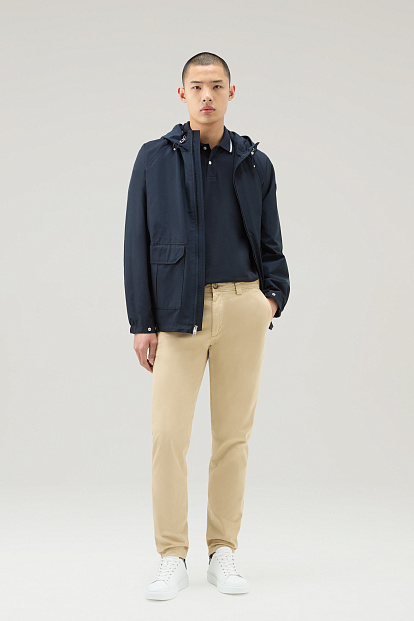 Брюки Woolrich Classic Chino Pant ПЕСОЧНЫЙ Брюки Woolrich Classic Chino Pant ПЕСОЧНЫЙ