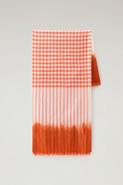 Шарф Woolrich Buffalo Tye Dye Scarf ОРАНЖЕВЫЙ В КЛЕТКУ Шарф Woolrich Buffalo Tye Dye Scarf ОРАНЖЕВЫЙ В КЛЕТКУ
