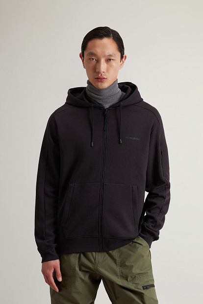 Толстовка Woolrich Tech Full-Zip Hoodie ЧЕРНЫЙ Толстовка Woolrich Tech Full-Zip Hoodie ЧЕРНЫЙ