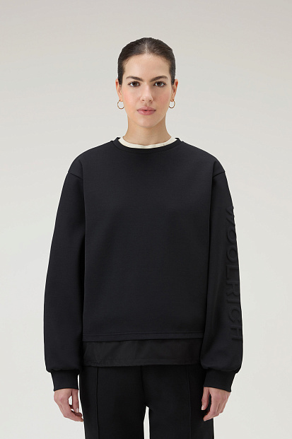 Толстовка Woolrich Mix Media 3D Logo Sweatshirt ЧЕРНЫЙ Толстовка Woolrich Mix Media 3D Logo Sweatshirt ЧЕРНЫЙ