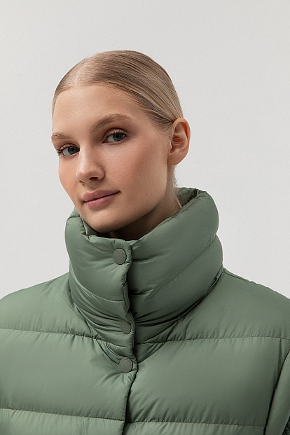 Жилет Woolrich Ellis Light Down Vest ФИСТАШКОВЫЙ Жилет Woolrich Ellis Light Down Vest ФИСТАШКОВЫЙ