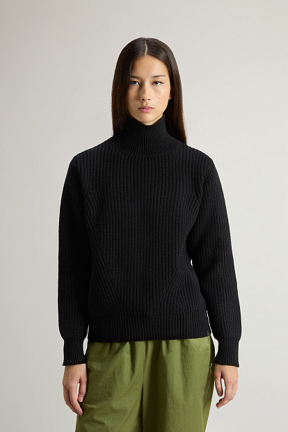 Джемпер Woolrich Canberra Turtleneck ЧЕРНЫЙ Джемпер Woolrich Canberra Turtleneck ЧЕРНЫЙ