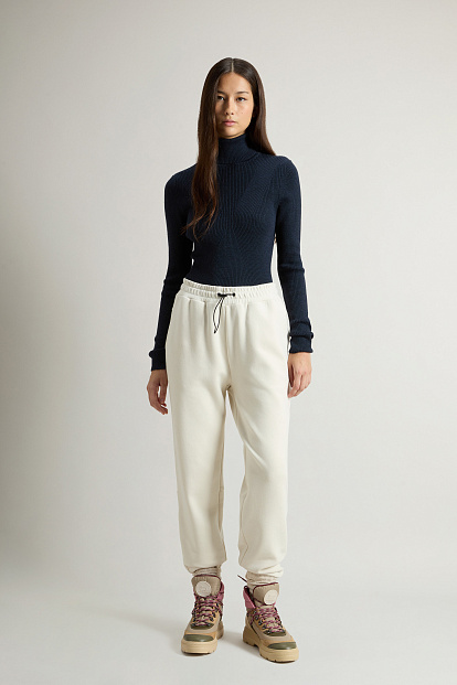 Брюки Woolrich Interlock Trousers КРЕМОВЫЙ Брюки Woolrich Interlock Trousers КРЕМОВЫЙ