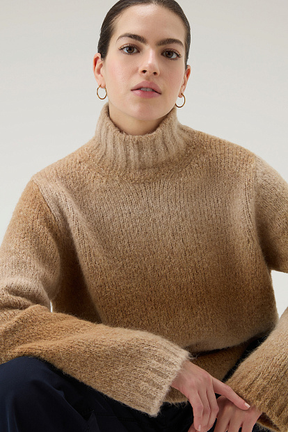 Джемпер Woolrich Ombre Alpaca Turtleneck КОРИЧНЕВО-БЕЖЕВЫЙ Джемпер Woolrich Ombre Alpaca Turtleneck КОРИЧНЕВО-БЕЖЕВЫЙ